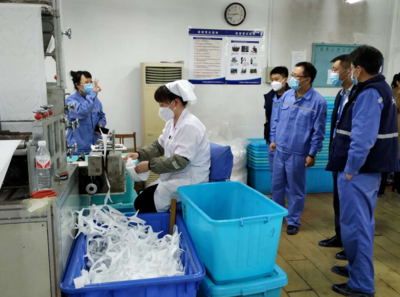 摸排幫扶企業(yè) 及時(shí)解決問(wèn)題——遼寧省大連市市場(chǎng)監(jiān)管局扎實(shí)推進(jìn)口罩質(zhì)量提升與會(huì)議服務(wù)保障工作